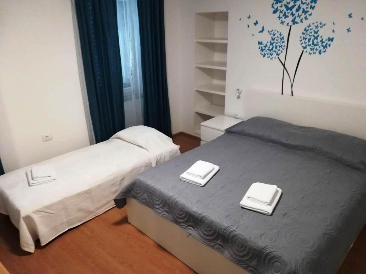 Apartments And Rooms Oliva Cres Zewnętrze zdjęcie