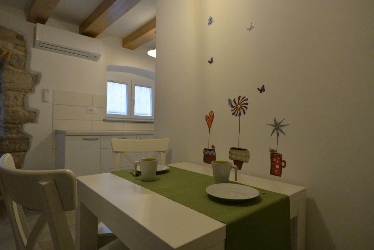 Apartments And Rooms Oliva Cres Zewnętrze zdjęcie