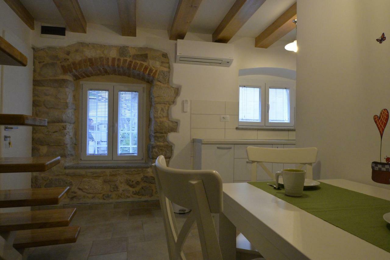 Apartments And Rooms Oliva Cres Zewnętrze zdjęcie